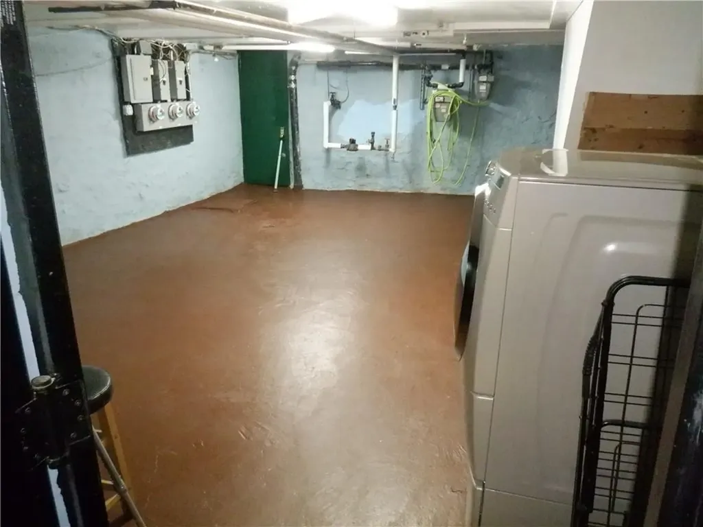 811 E 168th Street Bronx NY 10459