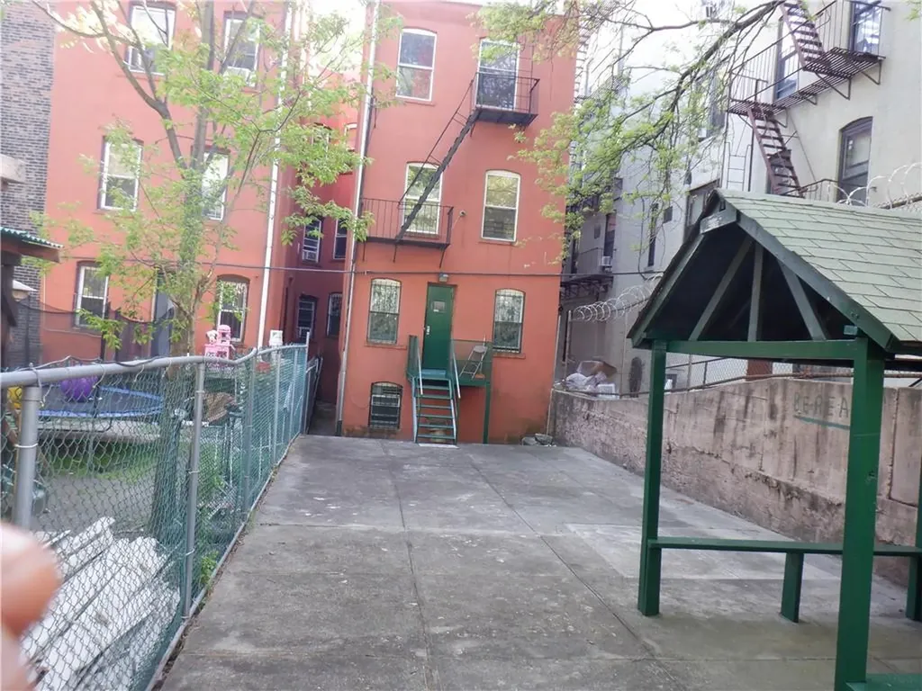 811 E 168th Street Bronx NY 10459