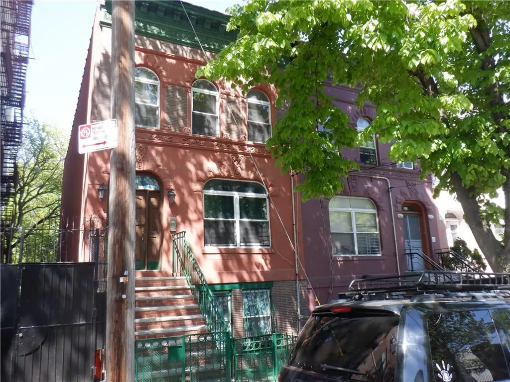 811 E 168th Street Bronx NY 10459
