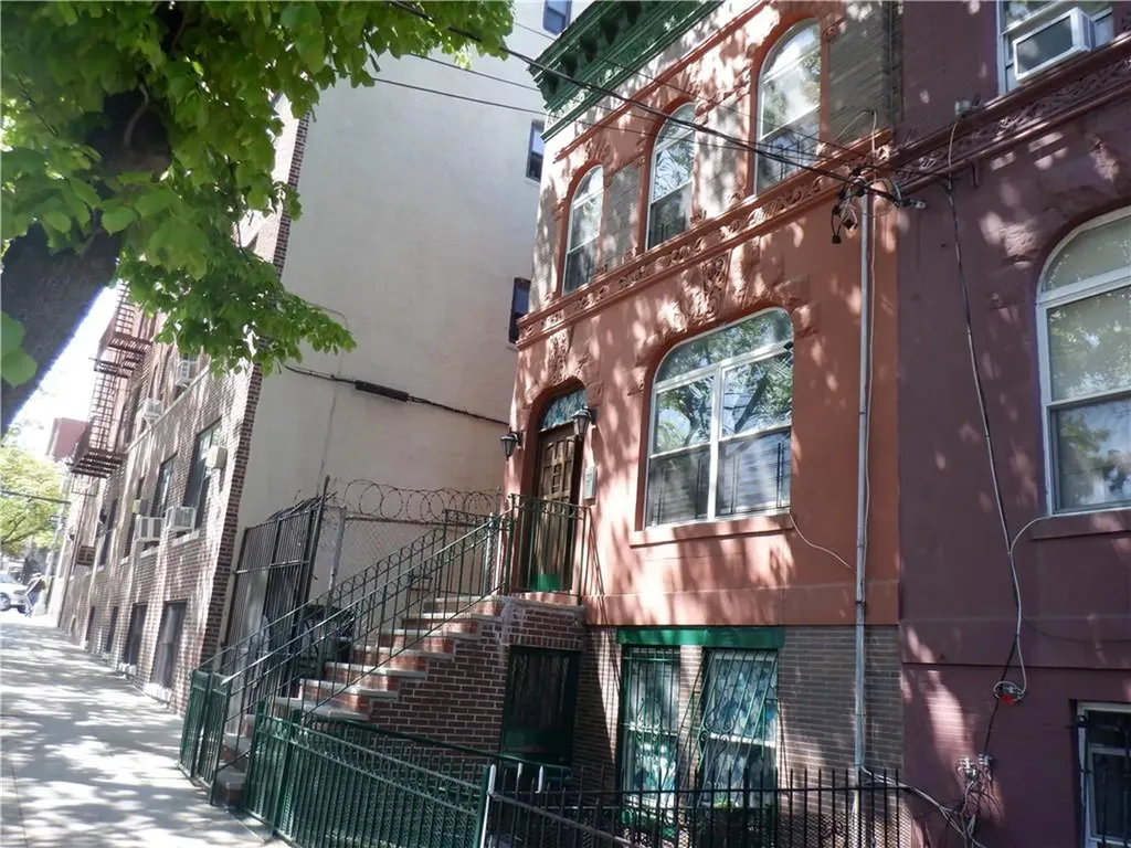 811 E 168th Street Bronx NY 10459