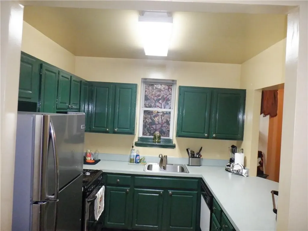 811 E 168th Street Bronx NY 10459