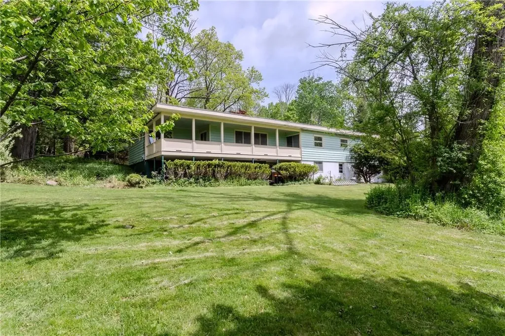11 Cedar Lane Warwick NY 10990