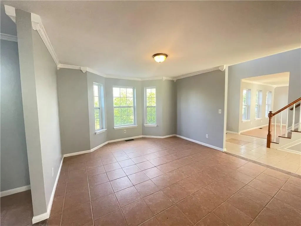 204 E Meadow Wind Lane Newburgh NY 12550
