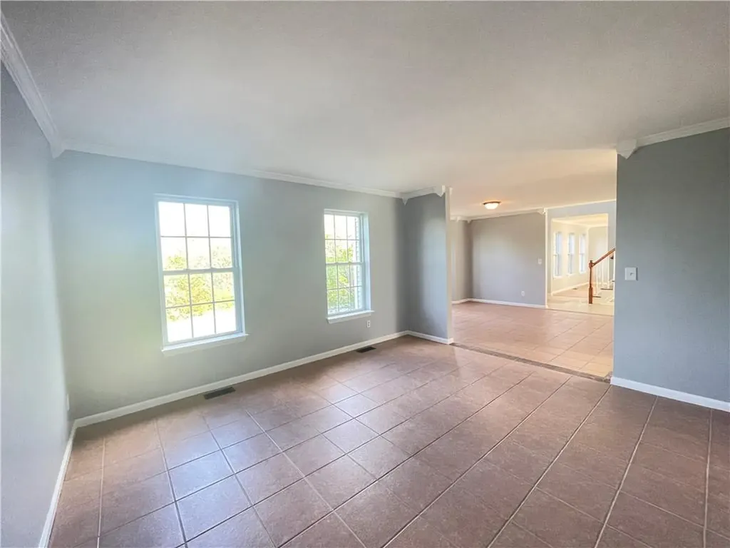 204 E Meadow Wind Lane Newburgh NY 12550