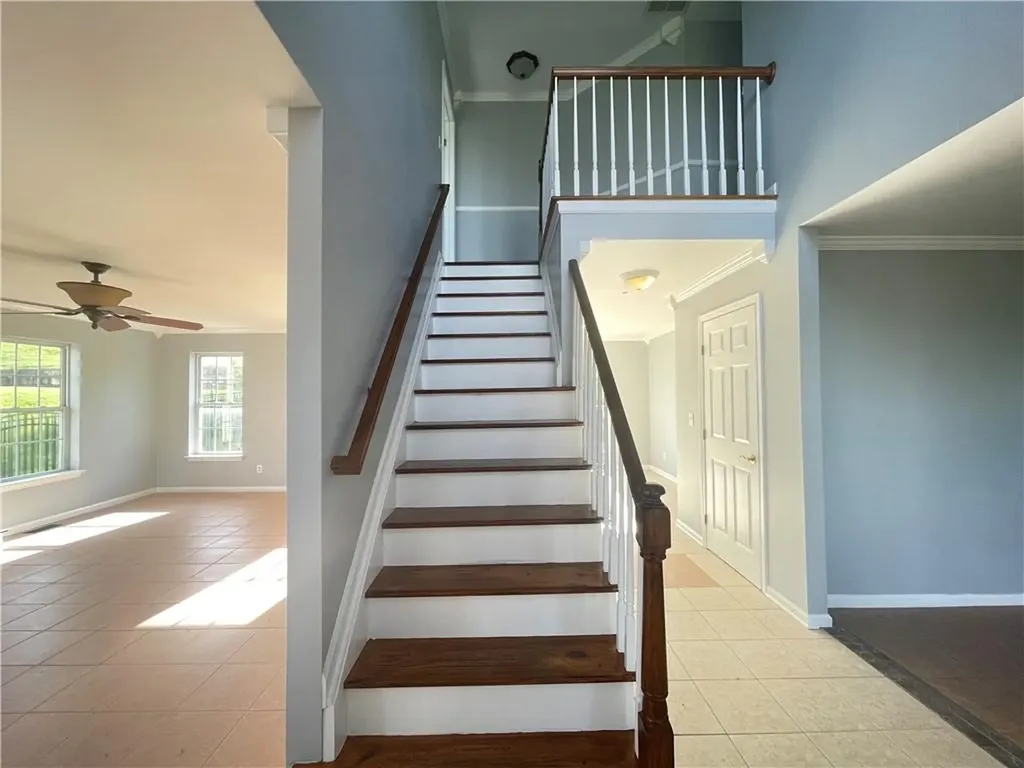 204 E Meadow Wind Lane Newburgh NY 12550