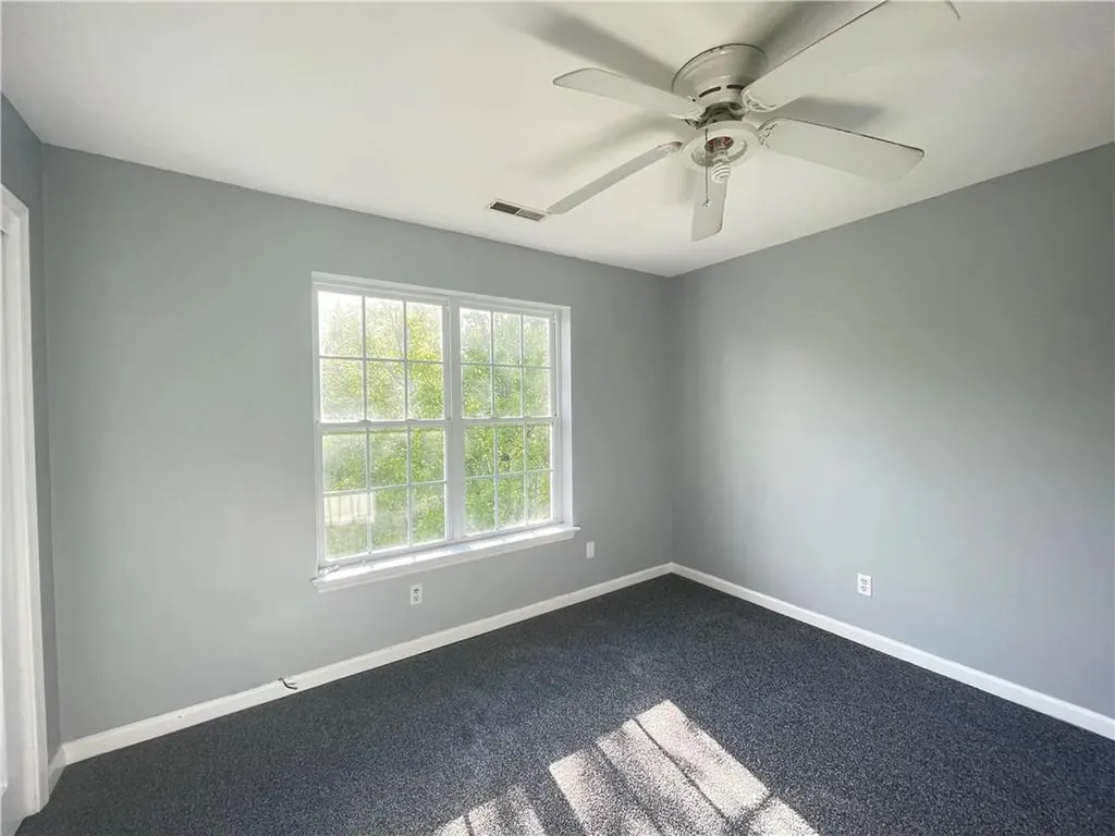 204 E Meadow Wind Lane Newburgh NY 12550