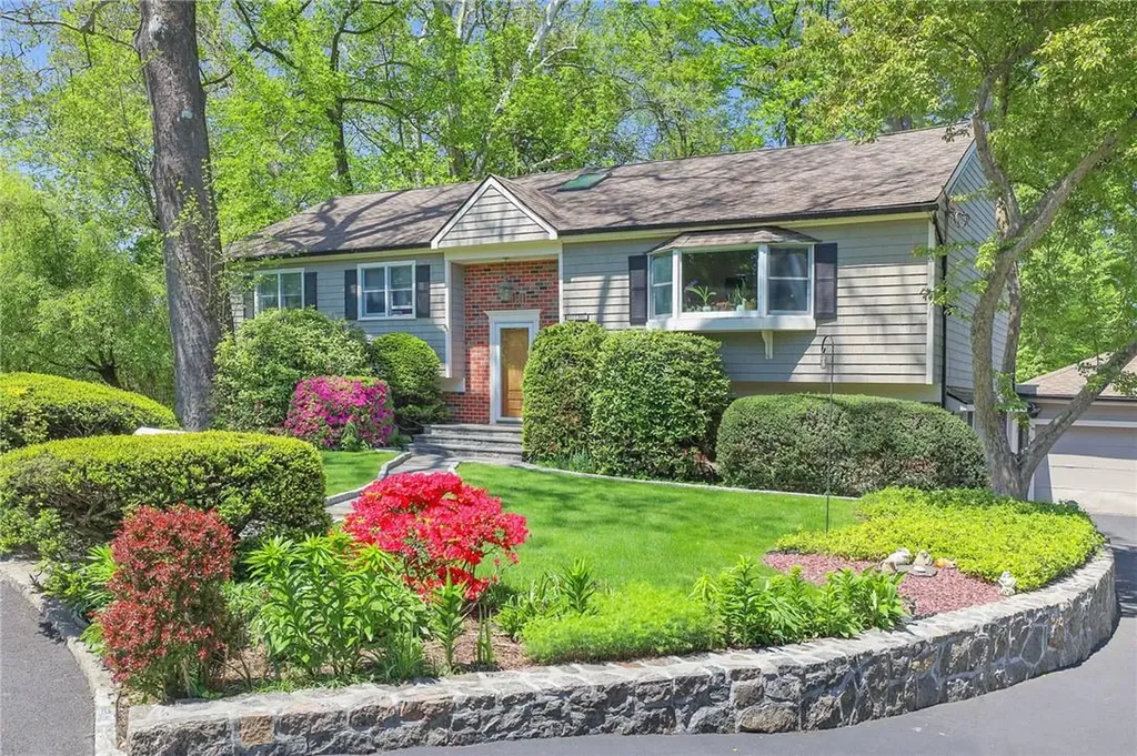 20 Edgemont Circle Scarsdale NY 10583