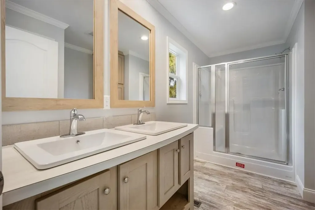 27 Orlando Drive Poughkeepsie NY 12603