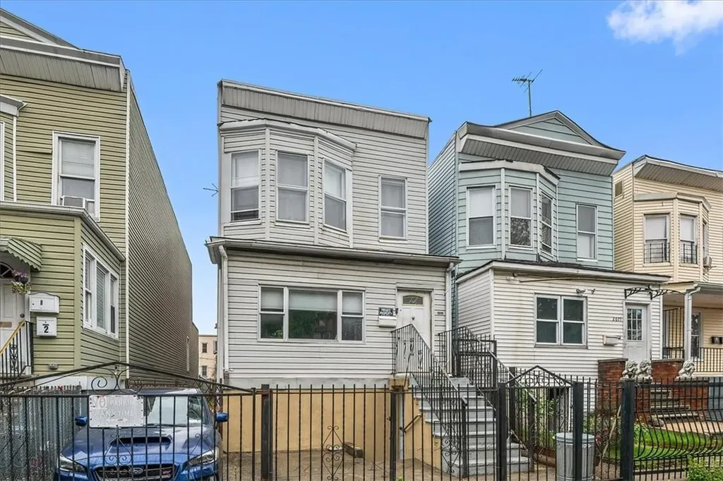 2075 Crotona Avenue Bronx NY 10457