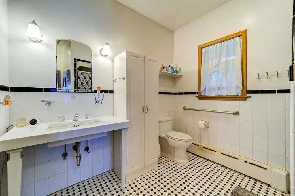 278 Hill Avenue Montgomery NY 12549
