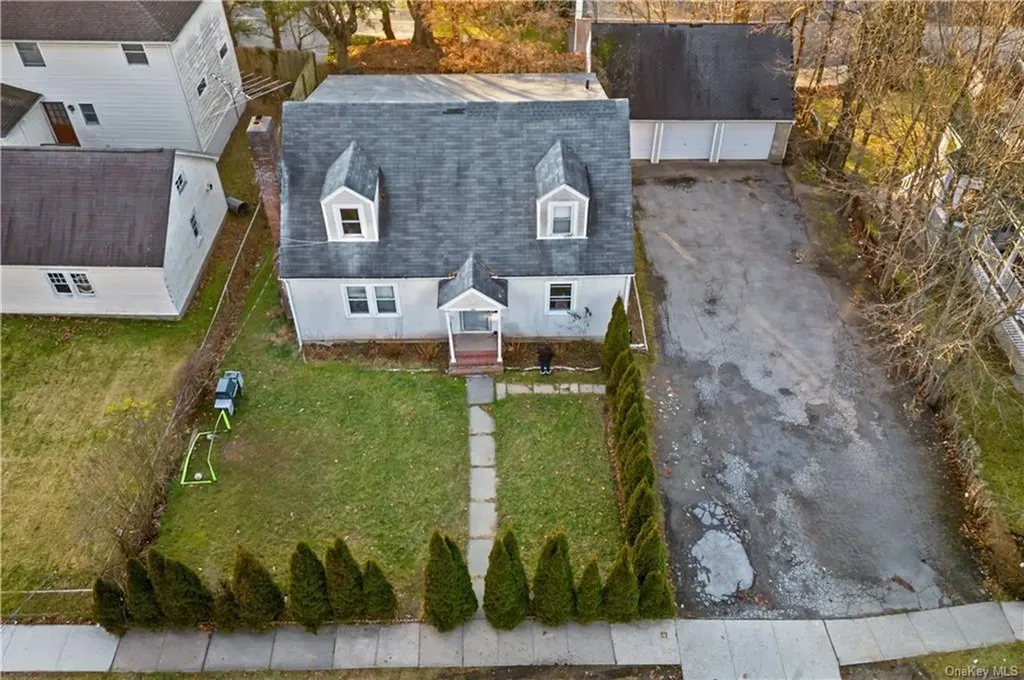182 Grove Street Mount Kisco NY 10549