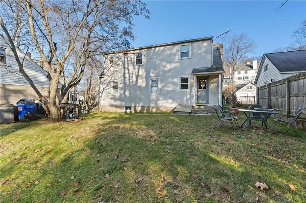 182 Grove Street Mount Kisco NY 10549