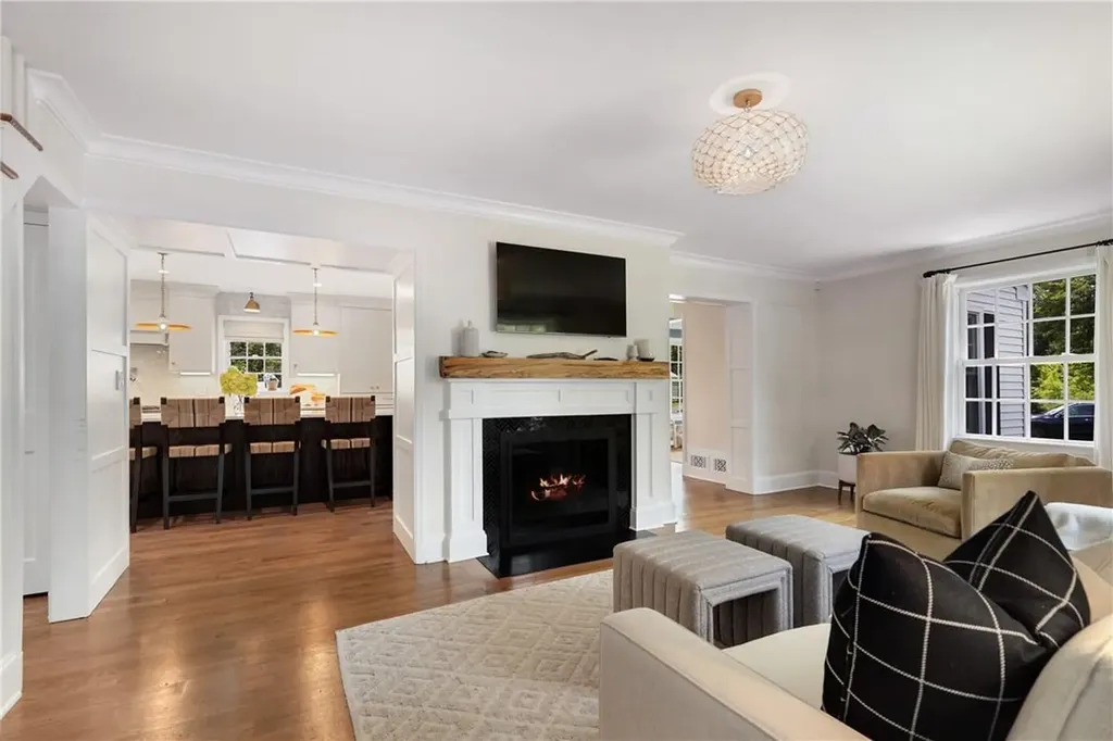 70 Longvale Road Bronxville NY 10708