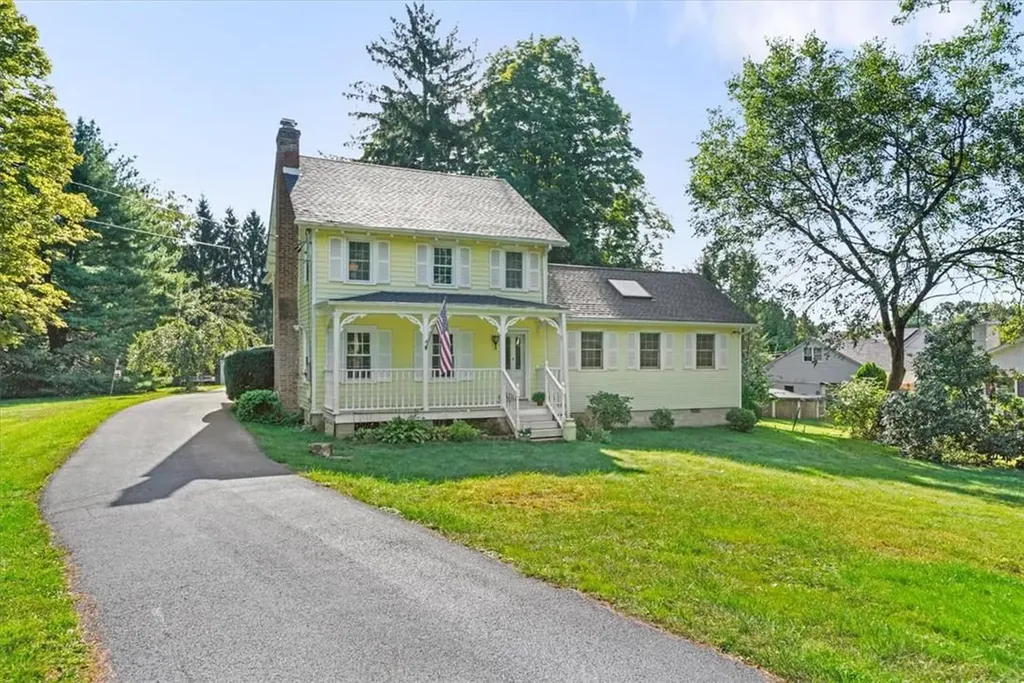 1542 Route 300 Newburgh NY 12550