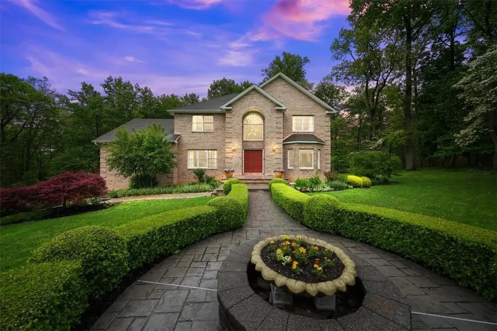 18 Waters Edge Congers NY 10920