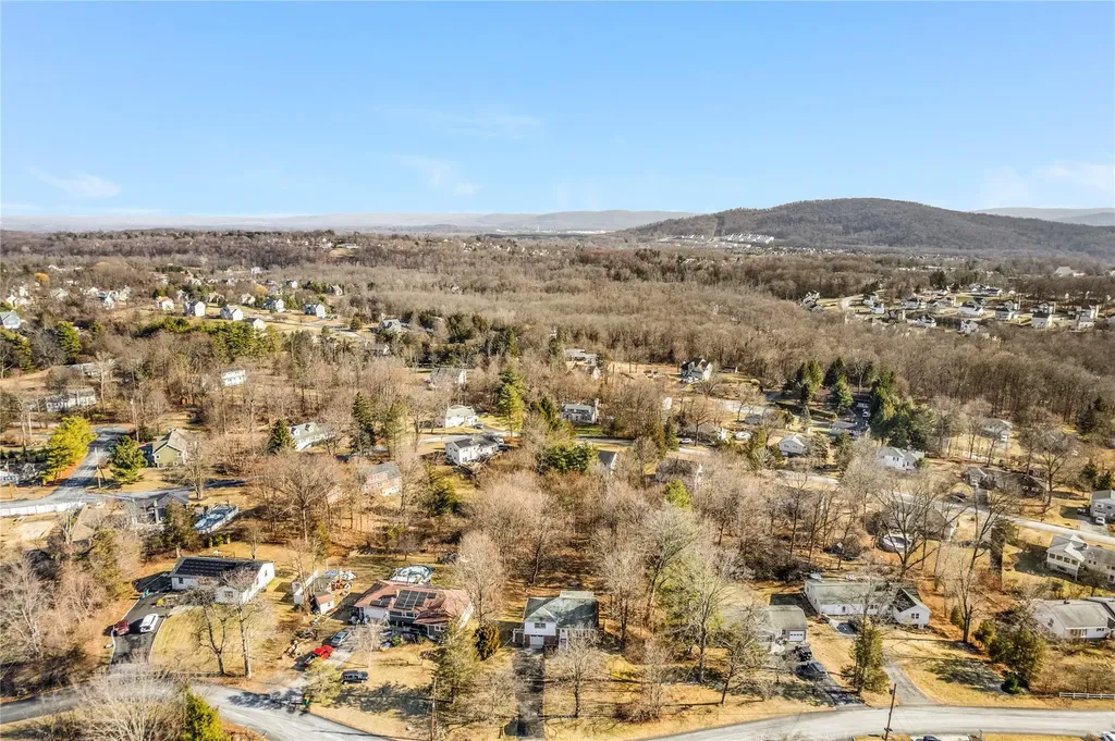 30 Alice Lane Fishkill NY 12524