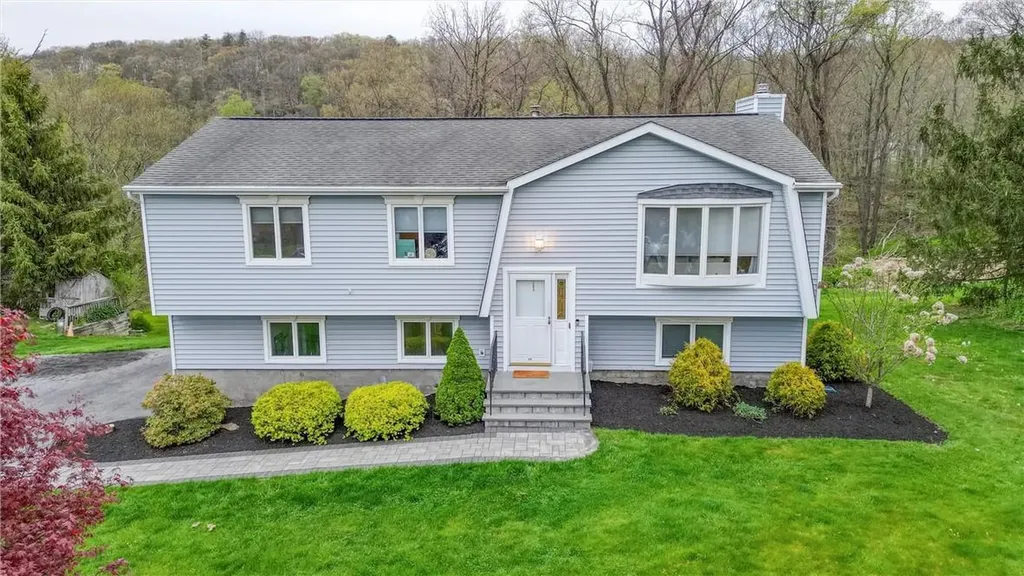 86 Mountain View Drive Holmes NY 12531