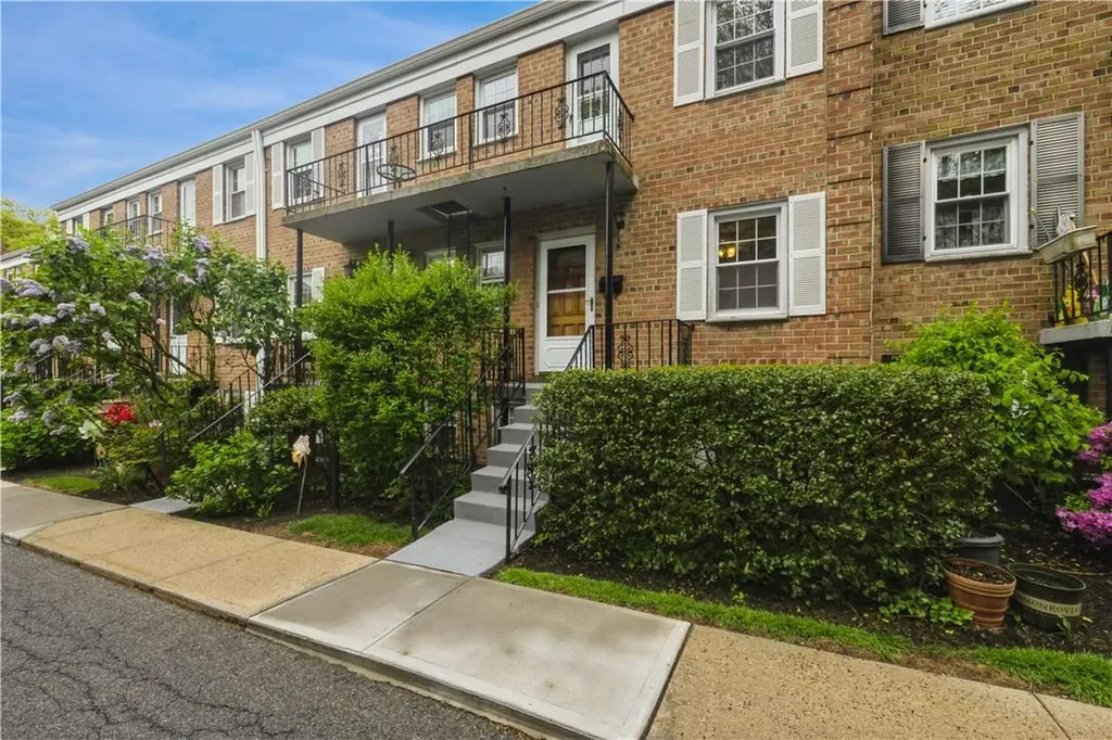 81 Georgia Avenue Bronxville NY 10708