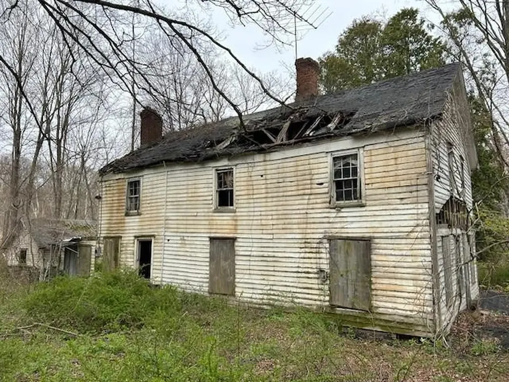 149 Dixon Road Carmel NY 10512