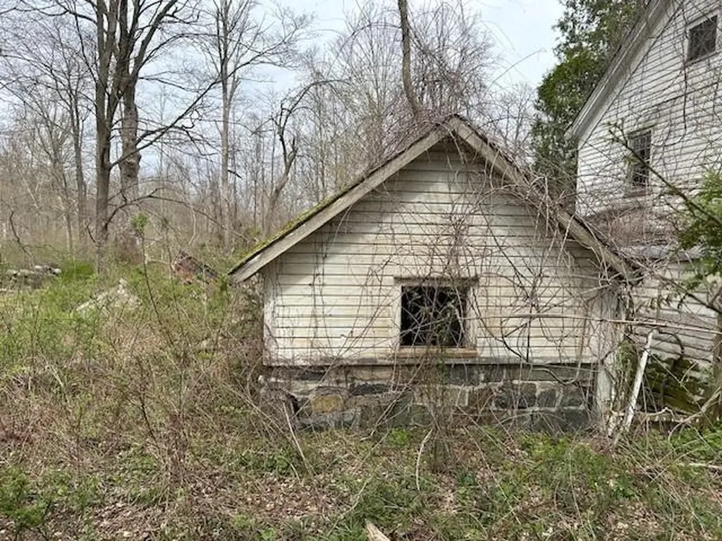 149 Dixon Road Carmel NY 10512