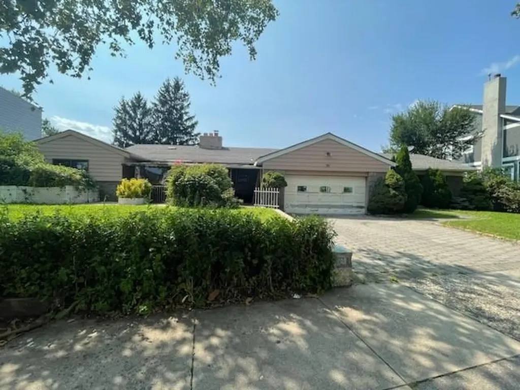 400 Gramatan Avenue Mount Vernon NY 10552