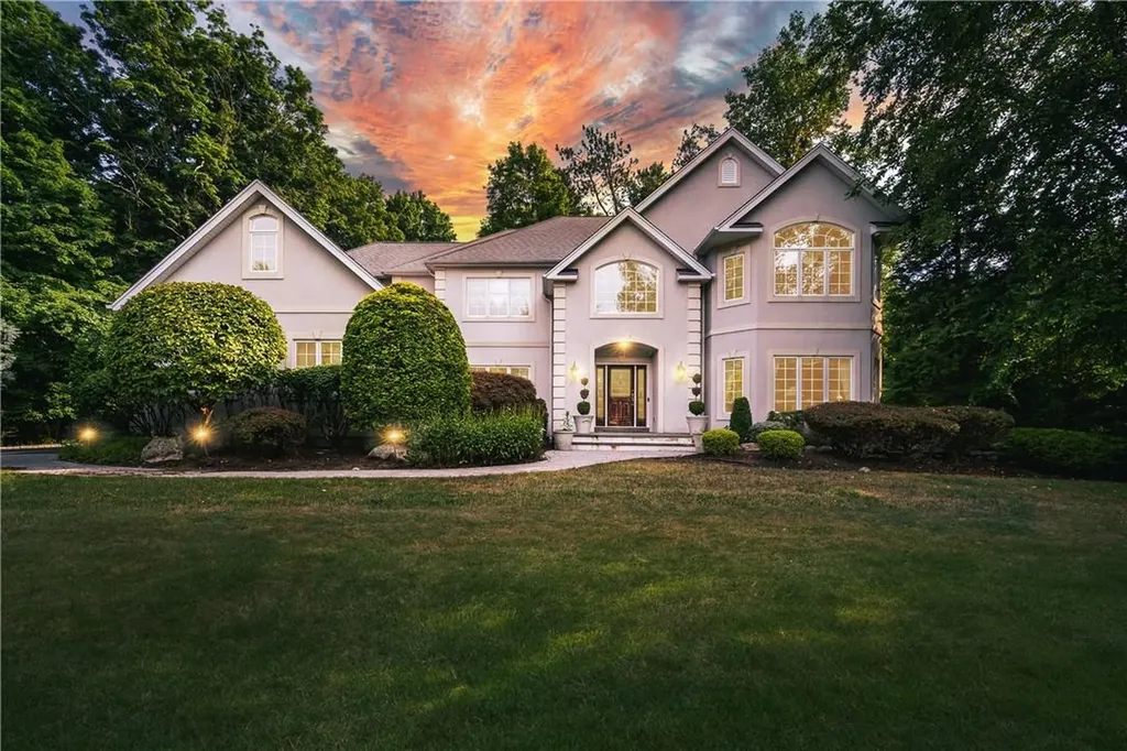 14 Senator Levy Drive Suffern NY 10901