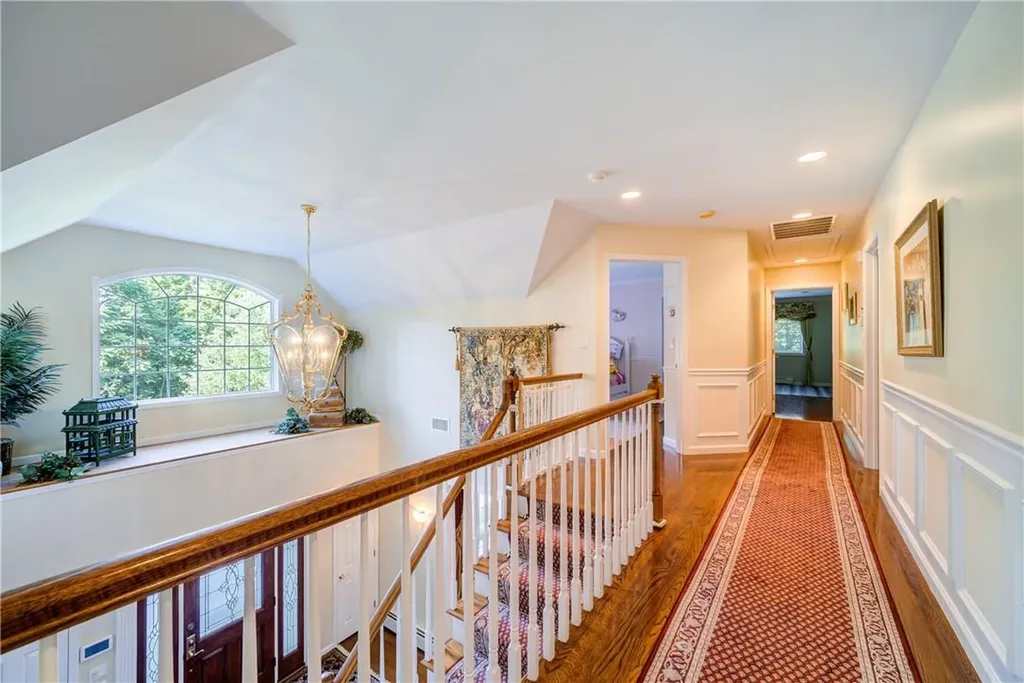 14 Senator Levy Drive Suffern NY 10901