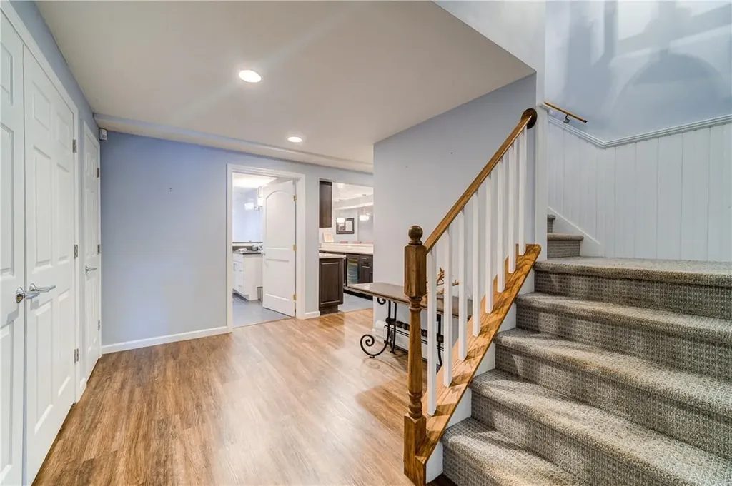 14 Senator Levy Drive Suffern NY 10901