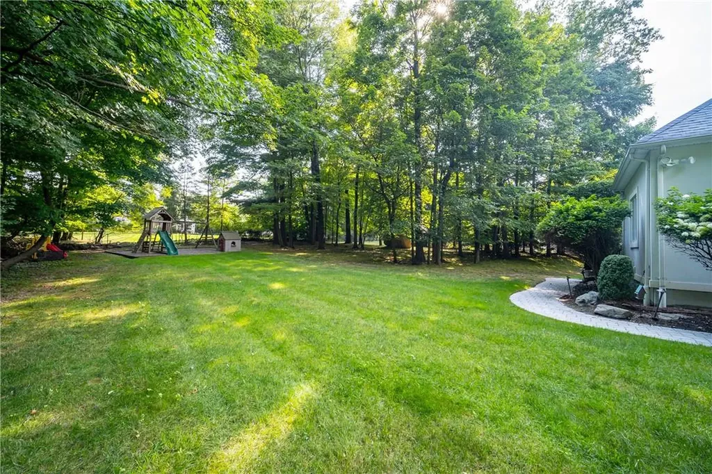 14 Senator Levy Drive Suffern NY 10901