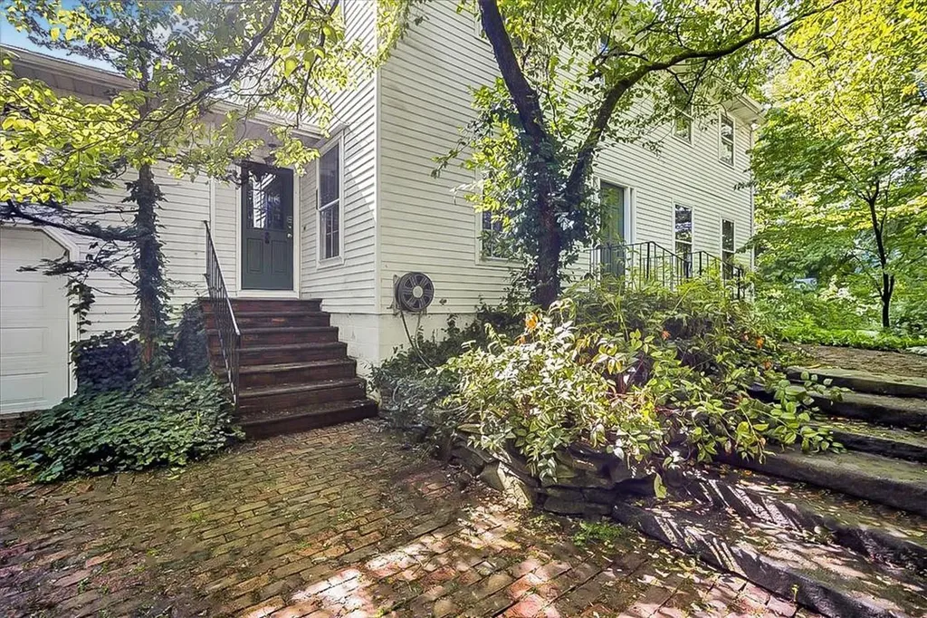 236 N Grand Avenue Poughkeepsie NY 12603