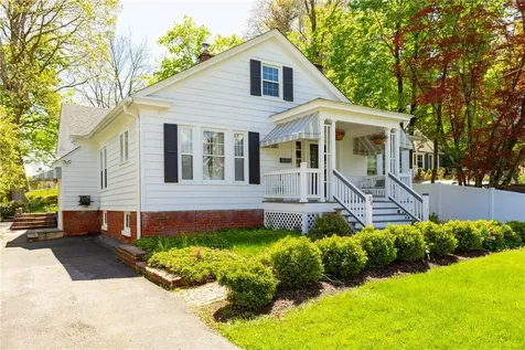 25 Ferris Lane Poughkeepsie NY 12601