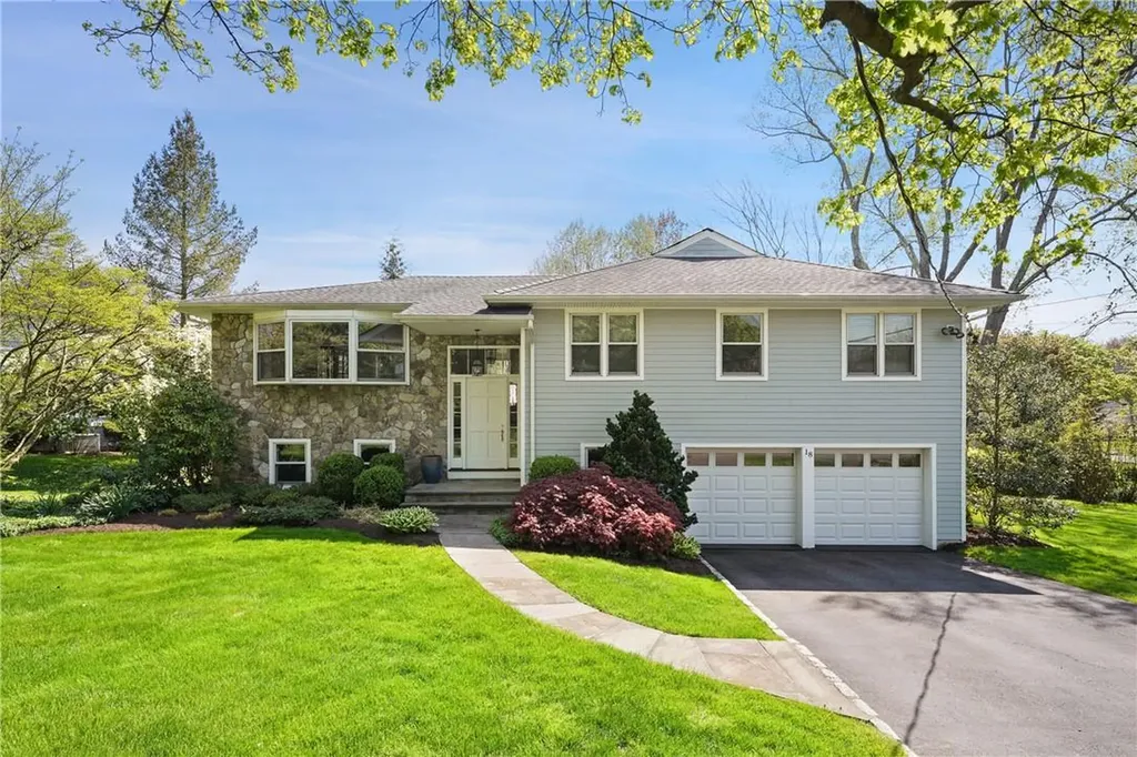 18 Country Ridge Drive Rye Brook NY 10573