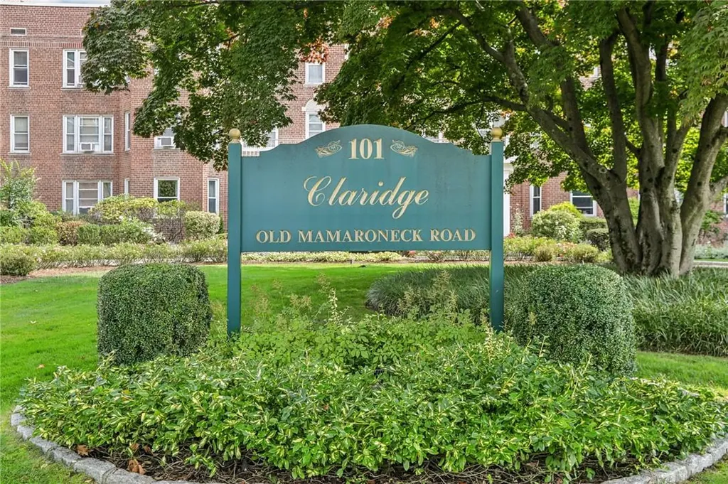 101 Old Mamaroneck White Plains NY 10605