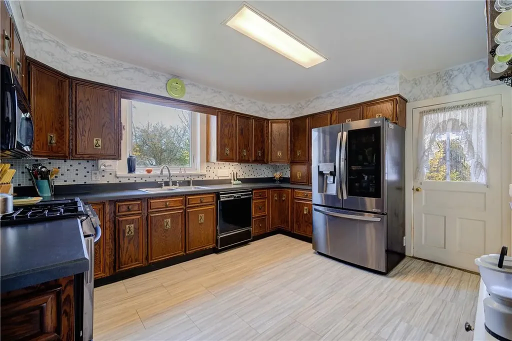 19 North Road Tivoli NY 12583