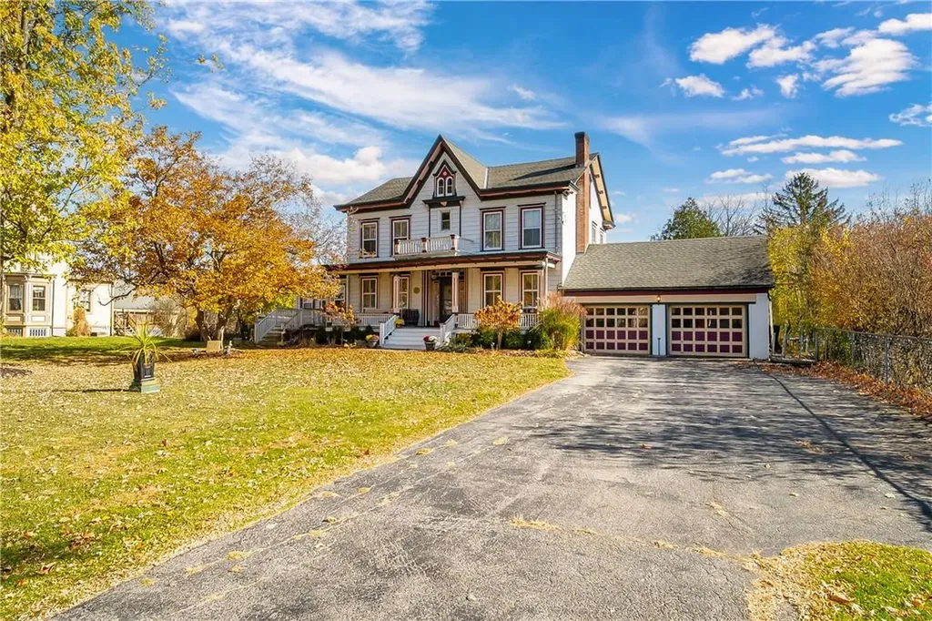 19 North Road Tivoli NY 12583