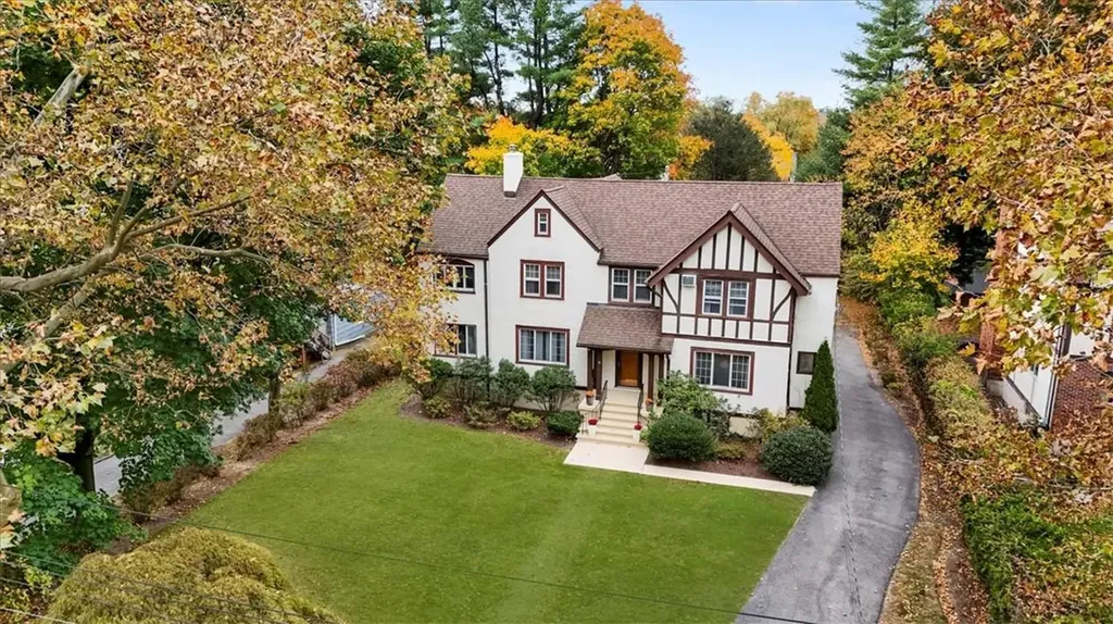 15 Seymour Place White Plains NY 10605