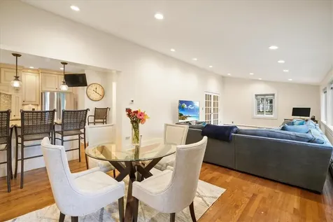 15 Seymour Place White Plains NY 10605