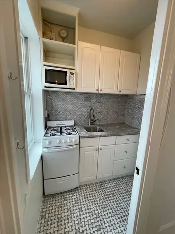 271 Greenwich Avenue Greenwich CT 06830