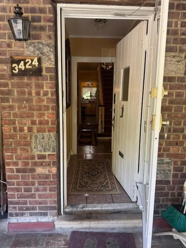 3424 Barker Avenue Bronx NY 10467