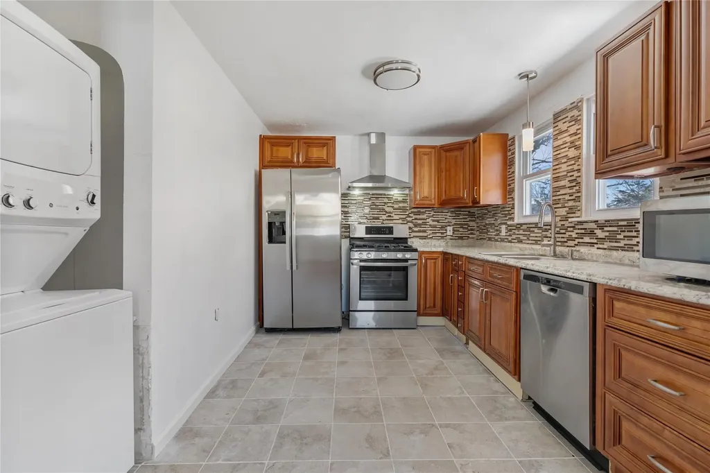 22 Haviland Road Poughkeepsie NY 12601