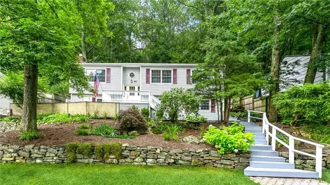 93 Beverly Road Mount Kisco NY 10549