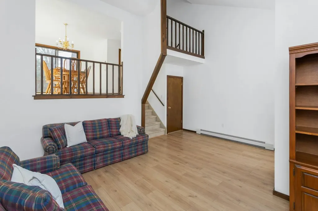 7 Larch Court Fishkill NY 12524