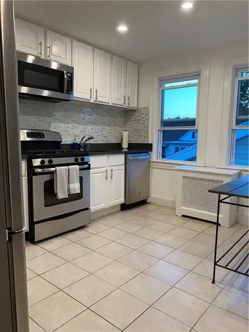 32 Dover Lane Yonkers NY 10710