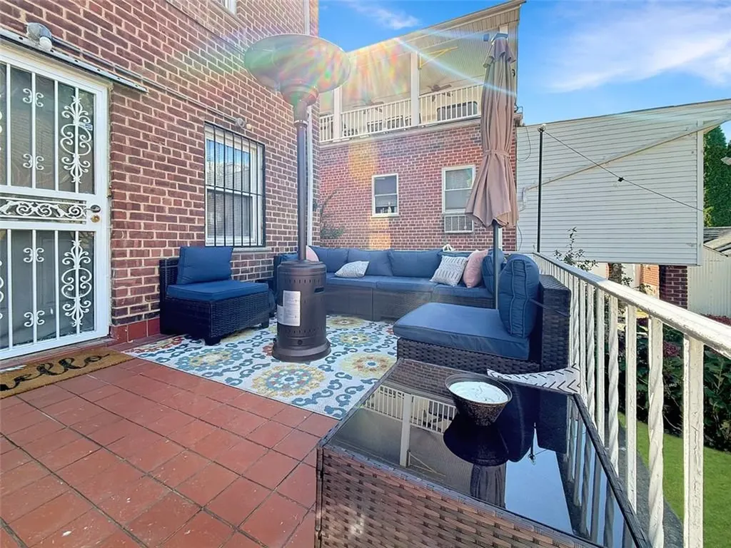 2439 Bouck Avenue Bronx NY 10469