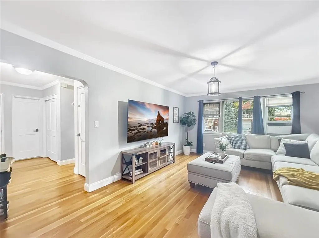 2439 Bouck Avenue Bronx NY 10469