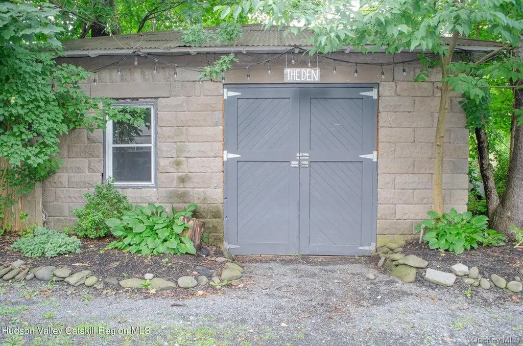 76 Route214 Phoenicia NY 12464