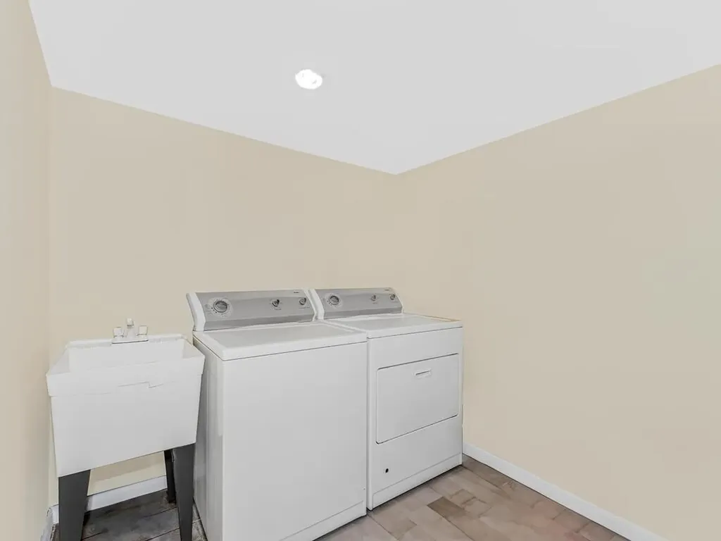 2952 Miles Avenue Bronx NY 10465