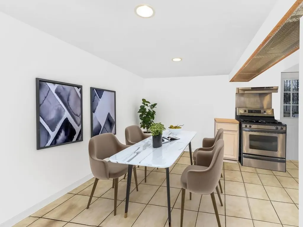 2952 Miles Avenue Bronx NY 10465