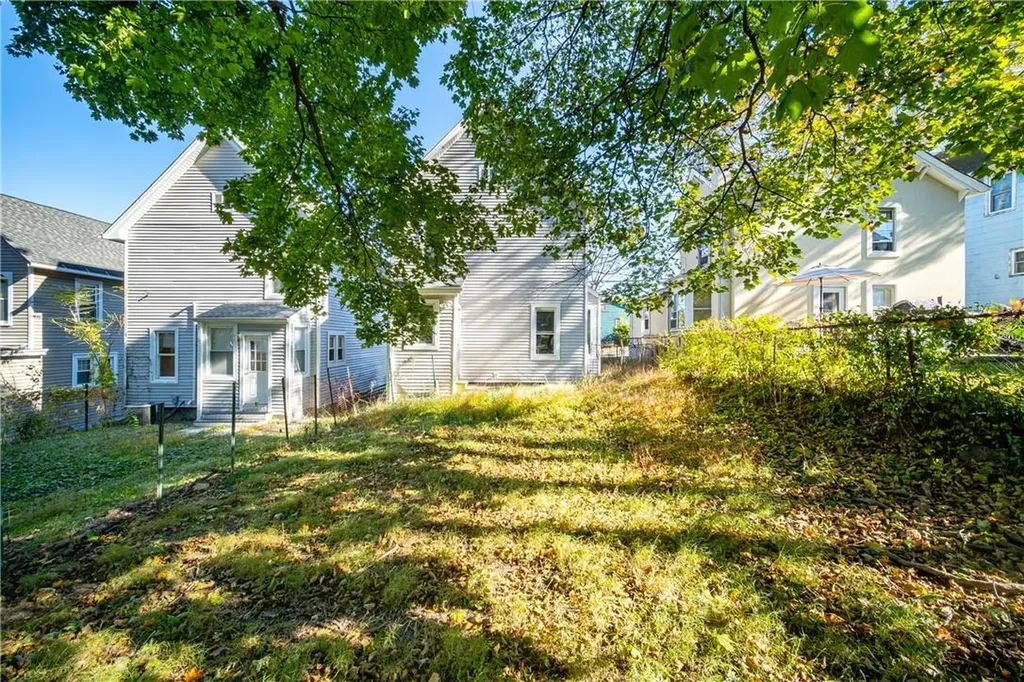 28 1/2 #28 Myrtle Avenue Middletown NY 10940