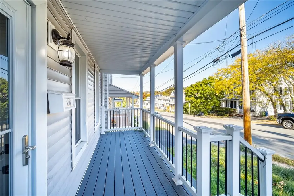 28 1/2 #28 Myrtle Avenue Middletown NY 10940